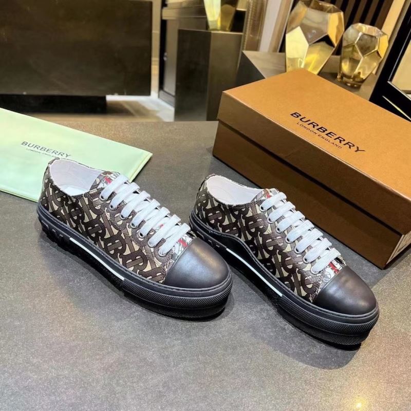 Burberry Low Shoes